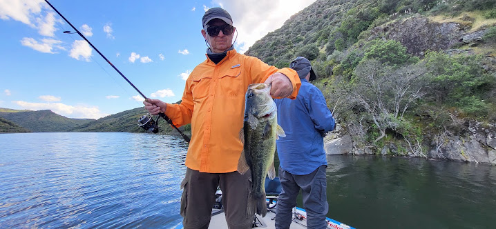 Belle journée de pêche en Gironde avec guide professionnel